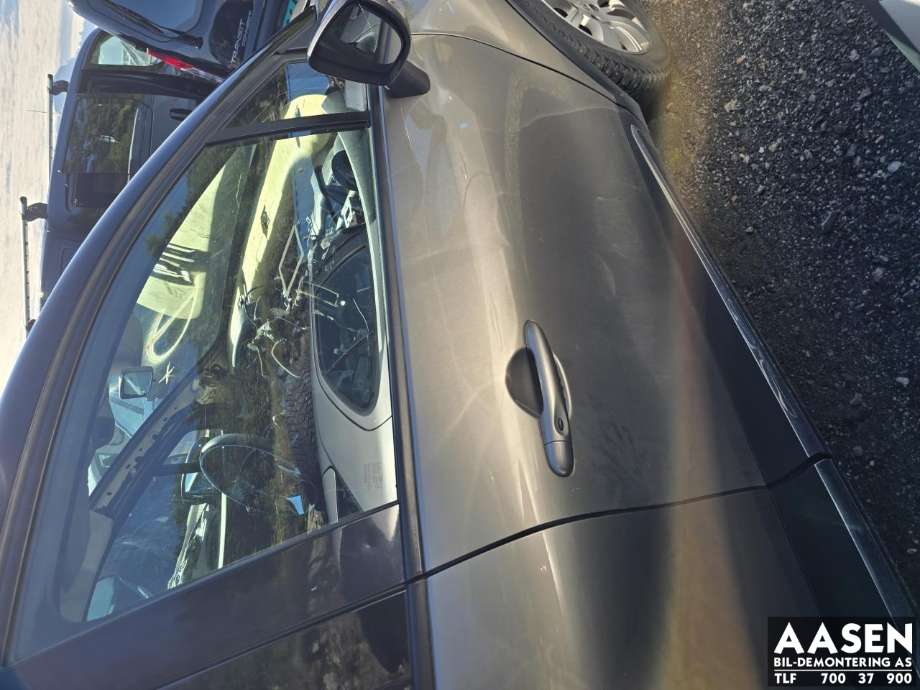 Dør høyre foran til Renault Captur, 2013-2020 (Type I)  