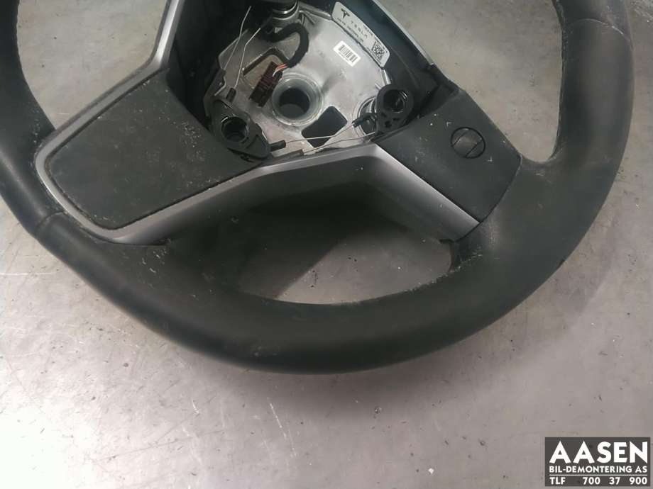 Ratt til Tesla Model 3 2018-2023 (Fase 1) (1095222-00-K|)