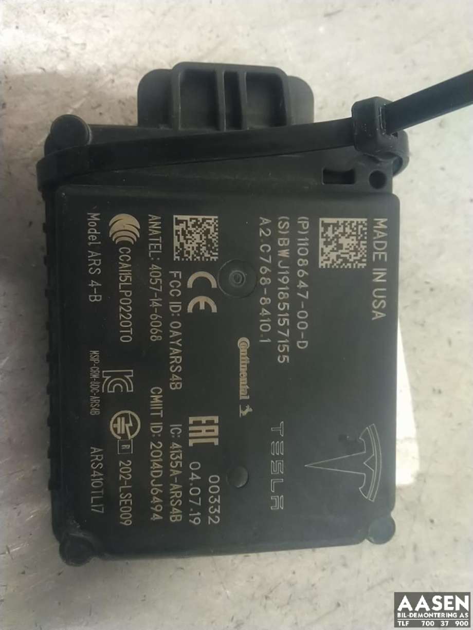 Sensor radar til Tesla Model 3, 2018-2023 (Fase 1)  (1108647-00-D)