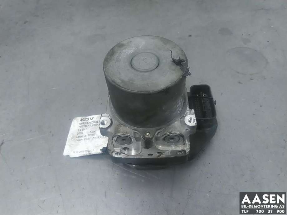 ABS sentral til Toyota Urban Cruiser, 2009-2014  
