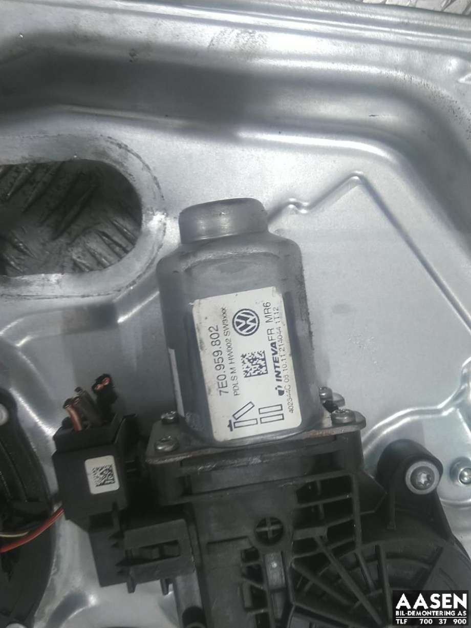 Ruteheis høyre foran til VW Transporter / Caravelle 2009-2015 (Fase 2) (T5) (T5) 