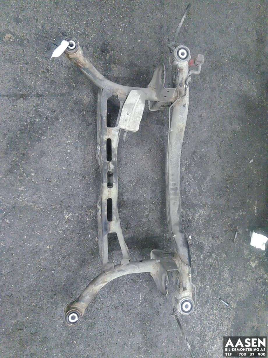 Travers bak til VW CC 2012-2014 (PASSAT CC) (PASSAT CC) (3C0 505 235 AC|)