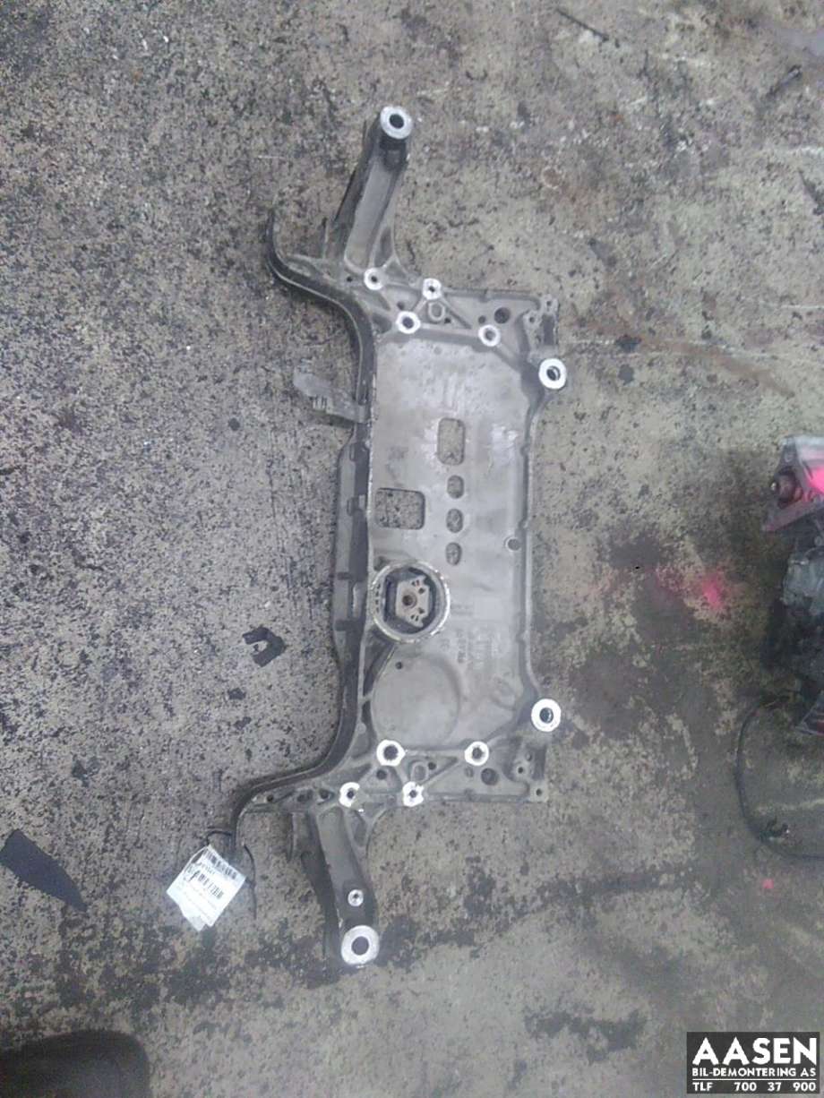 Travers foran hoved til VW CC 2012-2014 (PASSAT CC) (PASSAT CC) (3C0 199 313 BB|)