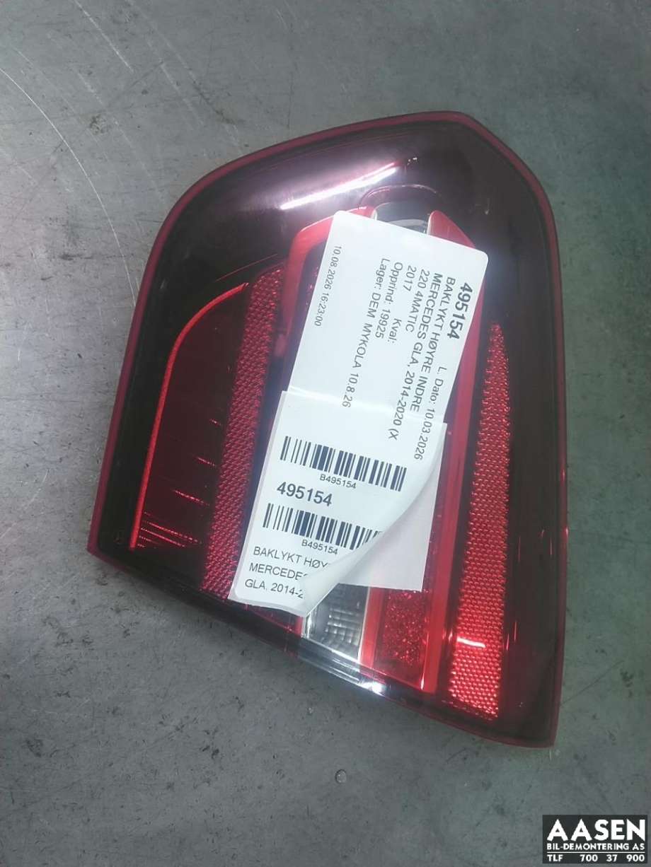 Baklykt høyre indre til Mercedes GLA, 2014-2020 (X156) (X156) (A 156 906 88 00)
