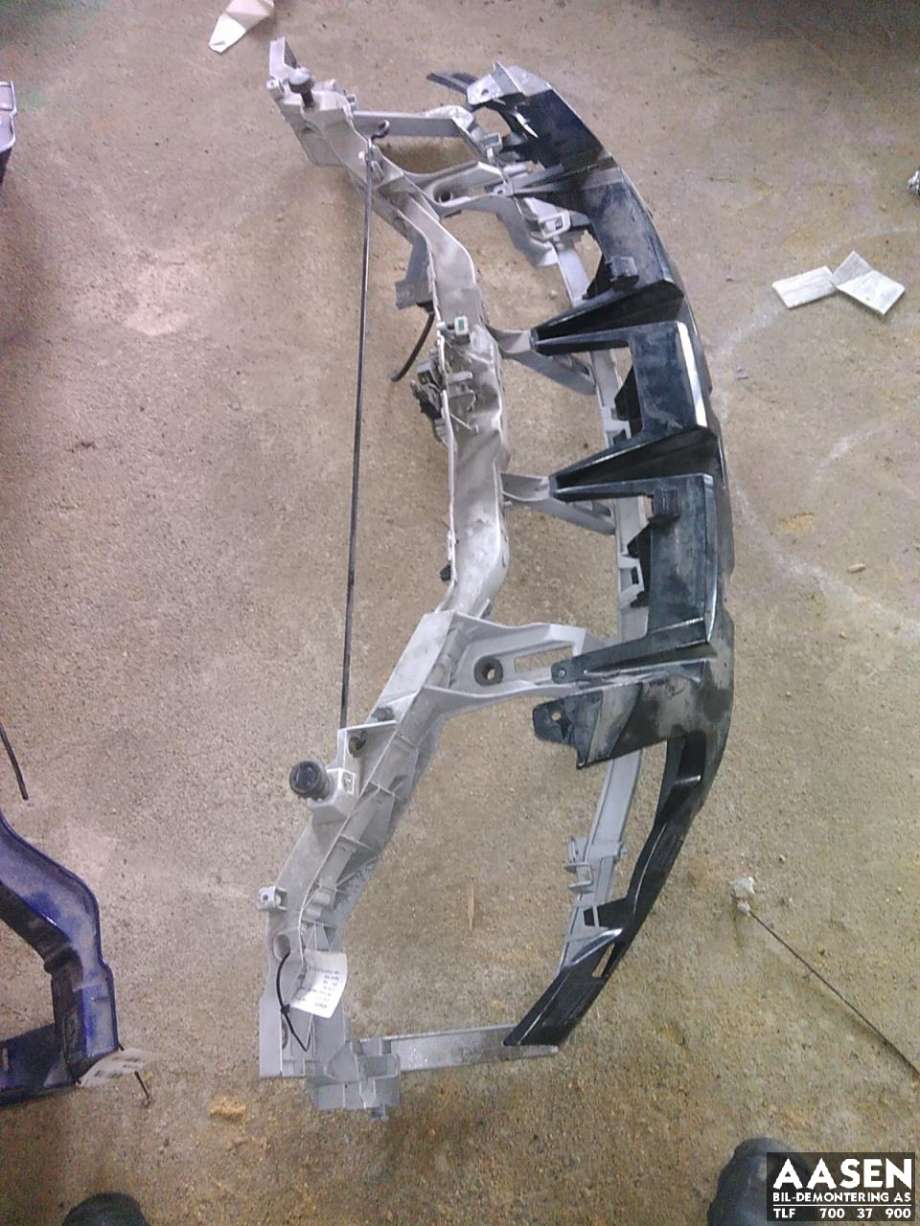 Frontplate til Ford Kuga 2008-2012 (Type I)
