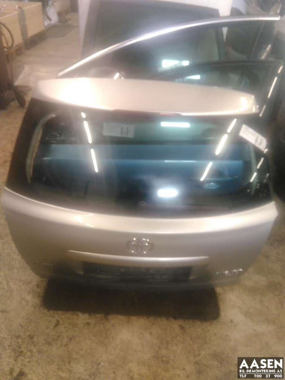 Bakluke stasjonsvogn til Toyota Avensis 2003-2008 (Type II) (6700505091|6700505090|)