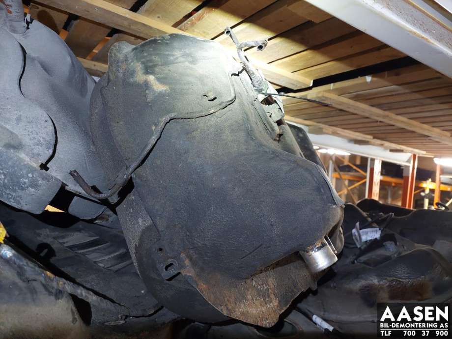 Dieseltank til Citroën C-Crosser 2007-2012 (1500 JP|)