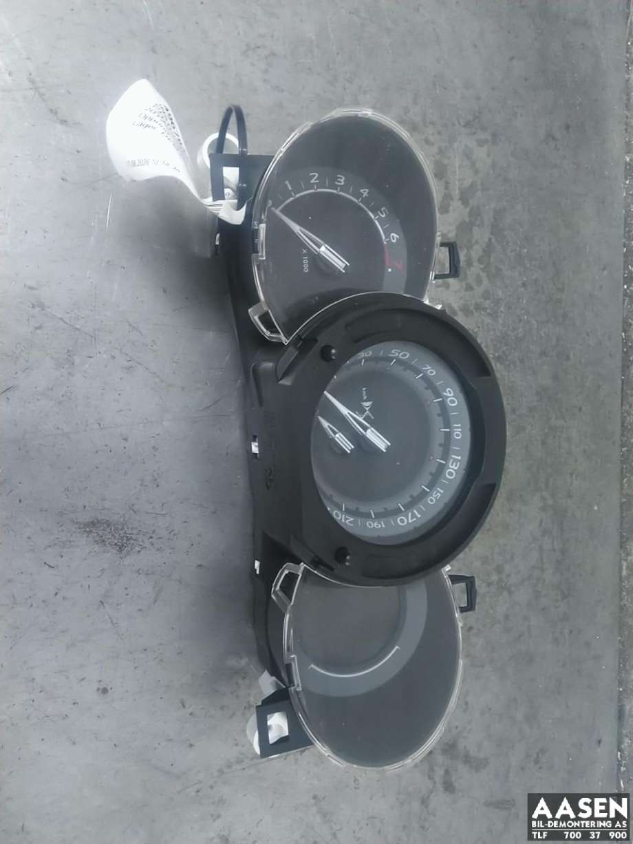 Instrumentpanel til Citroën DS3, 2010-2019