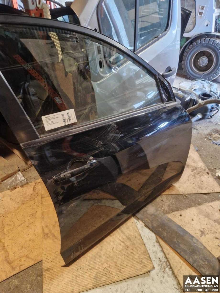 Dør høyre foran til Toyota RAV4 2006-2009 (Type III, Fase 1)  (67001-42120|)