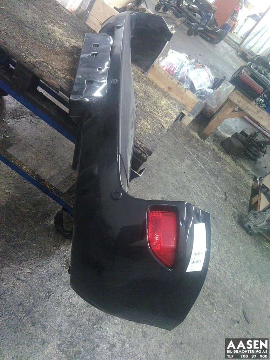 Støtfanger bak til Toyota RAV4, 2006-2009 (Type III, Fase 1) (5215042901)