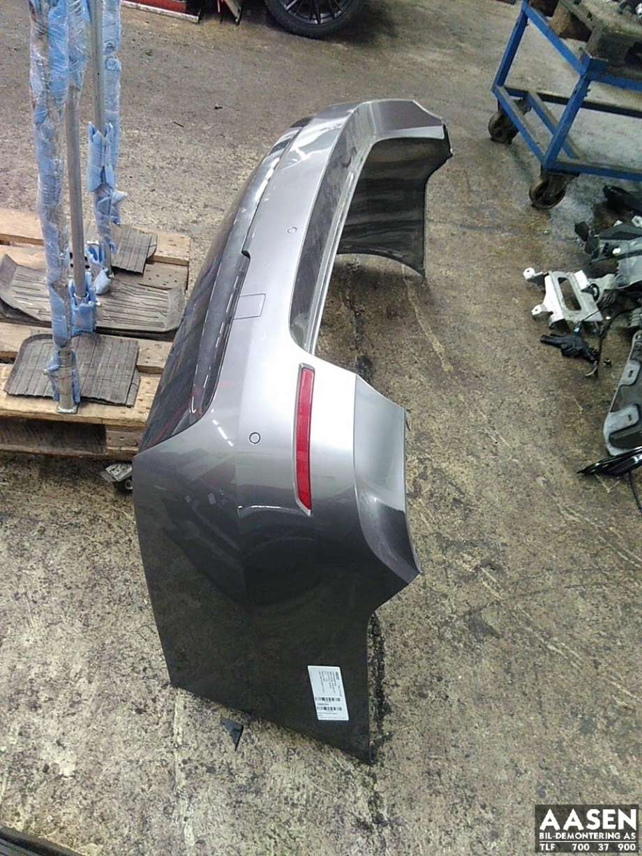 Støtfanger bak stasjonsvogn til BMW 5-Serie, 2010-2017 (F10/F11) (F10/F11)
