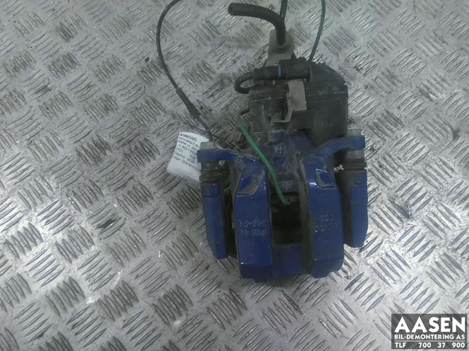 Bremsecaliper høyre bak, elektrisk til BMW i4, 2021-->> (G26) (G26) (34 20 8 836 846)