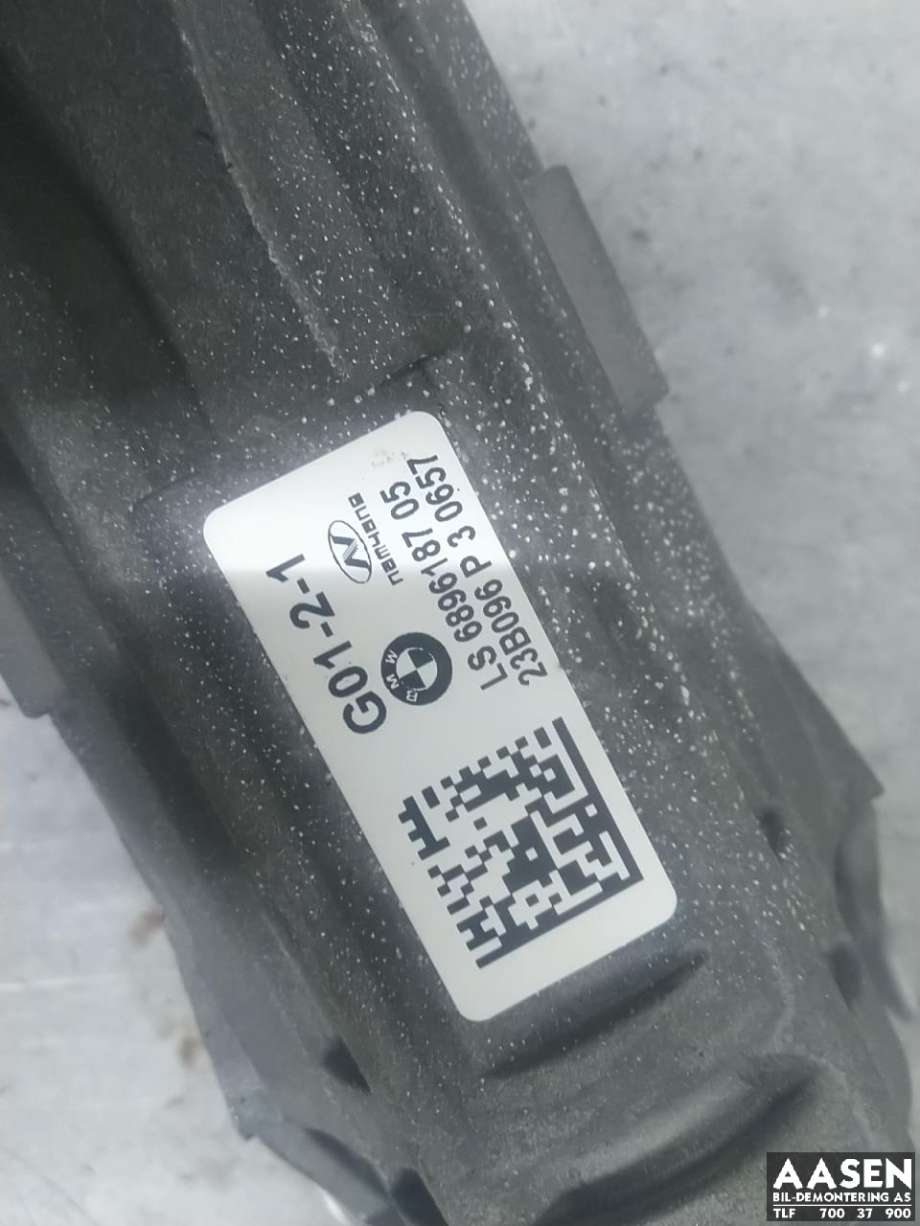 Rattaksel øvre til BMW i4 2021-->> (G26) (G26) (32 30 6 896 187|)