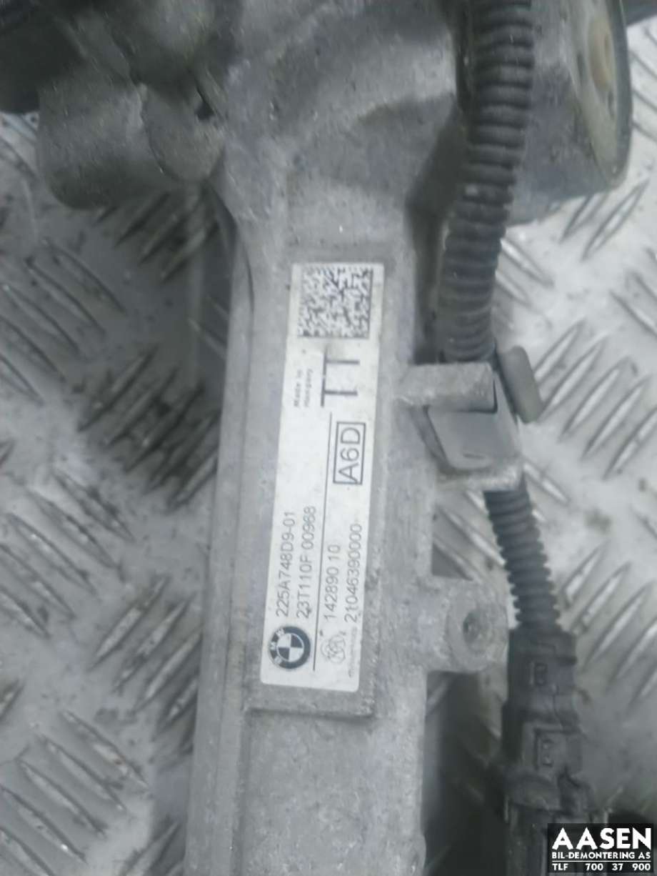 Tannstang elektrisk til BMW i4 2021-->> (G26) (G26) (32 10 5 A82 526|32 10 5 B72 AB0|32 10 5 B38 FA6|32 10 5 B65 3A1|)