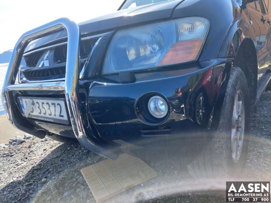 Støtfanger foran til Mitsubishi Pajero, 2000-2006 (Type III)  