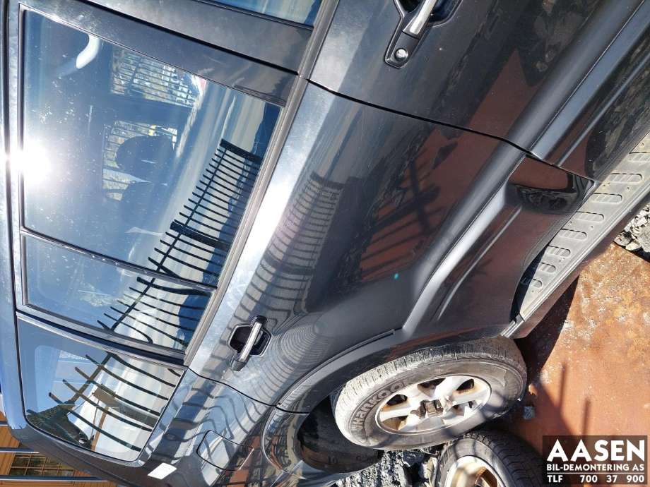 Dør høyre bak til Mitsubishi Pajero, 2000-2006 (Type III)  