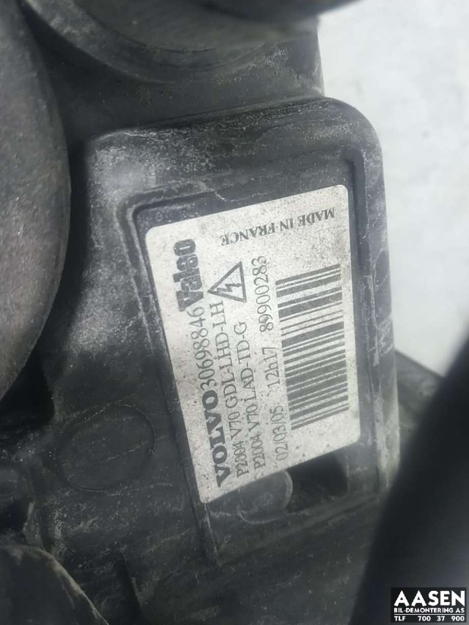 Frontlykt venstre xenon til Volvo XC70 2005-2007 (Type I, Fase 2)  (30698846|)