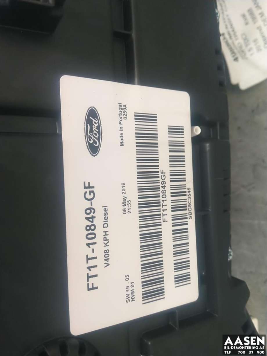 Instrumentpanel til Ford Transit Connect 2013-2018 Type II, Fase 1