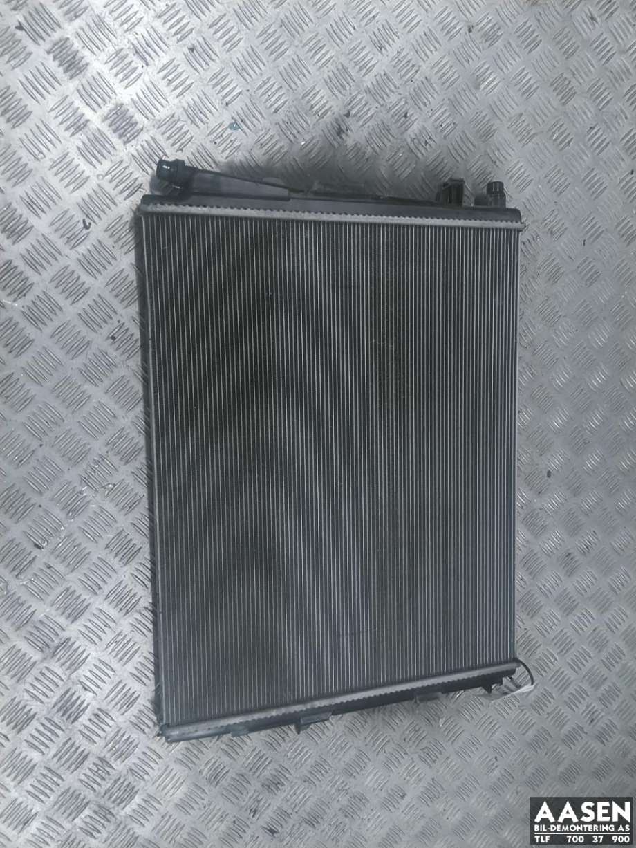 Radiator (automat gir) til BMW 3-Serie, 2018-->> (G20) (G20) (17 11 8 666 811)