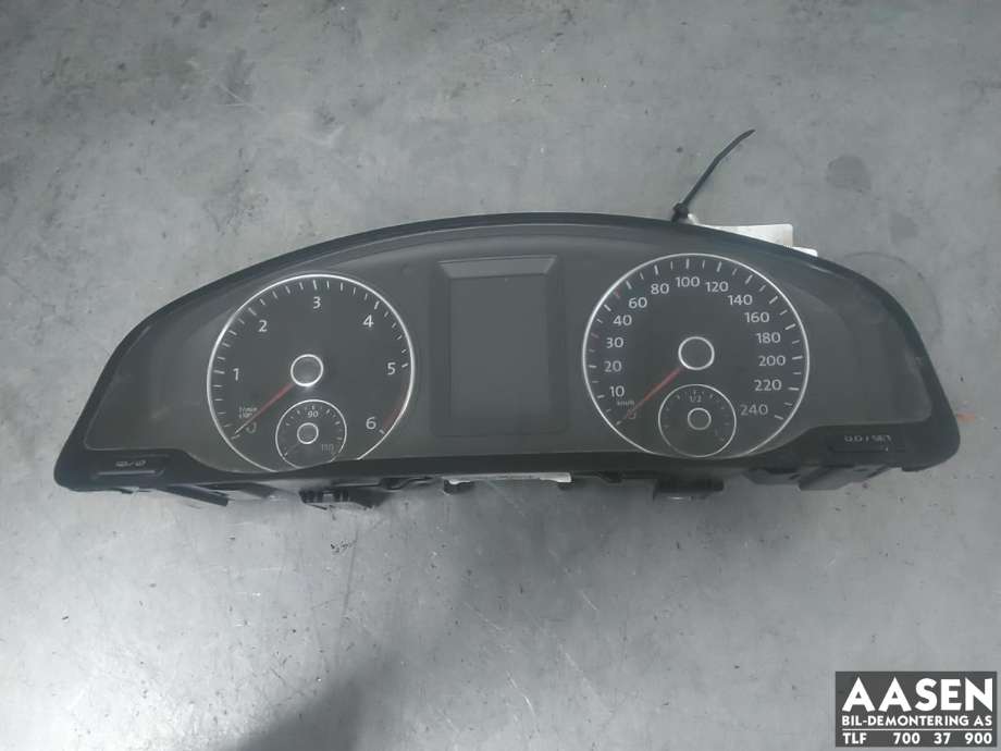 Instrumentpanel til VW Transporter / Caravelle, 2009-2015 (Fase 2) (T5) (T5) (7E0 920 870 J)