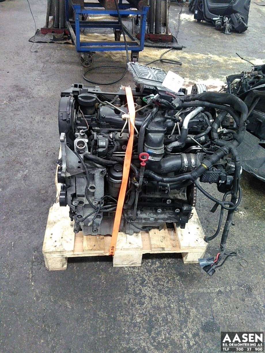 Motor diesel til Volvo XC70 2005-2007 (Type I, Fase 2)  (D5244T(4)|8252333|6901083|)