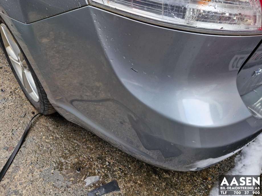 Støtfanger bak til Toyota Avensis 2009-2015 (Type III, Fase 1) (5215905907|)