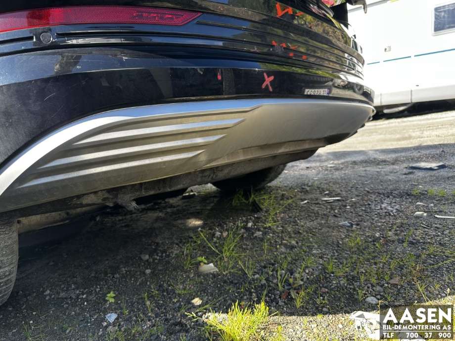Støtfanger bak til Audi e-tron 2018-->> (4KE 807 067|4KE 807 434 C|)