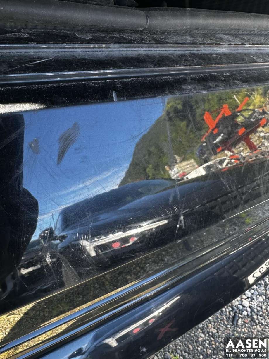 Støtfanger bak til Audi e-tron 2018-->> (4KE 807 067|4KE 807 434 C|)
