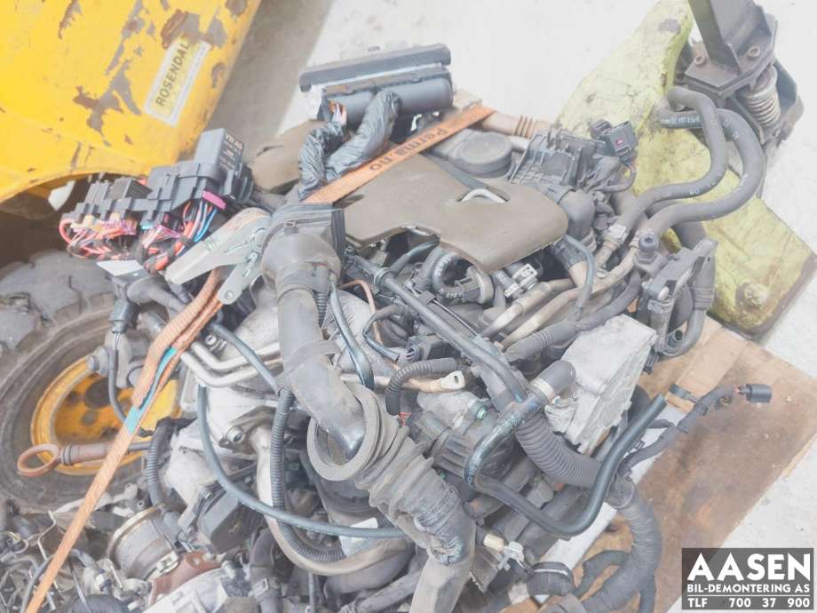 Motor diesel til Audi A4 2007-2014 (Type IV) (B8) (B8) (CAG|03L 100 090 AX|)