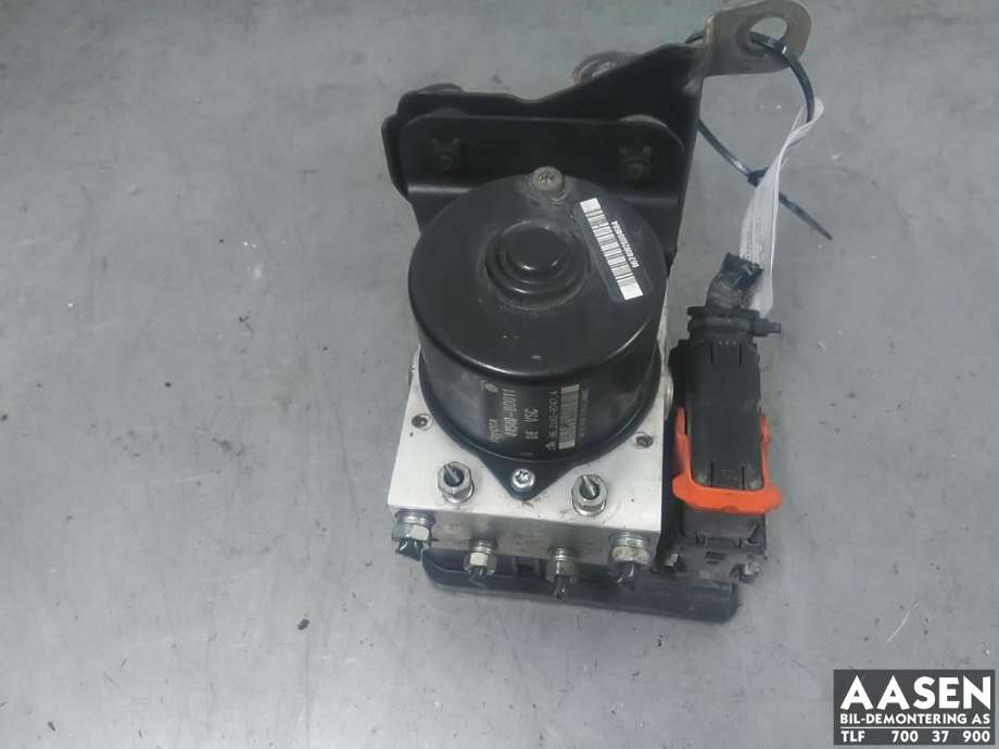 ABS sentral til Toyota Yaris 2006-2009 (Type II, Fase 1)
