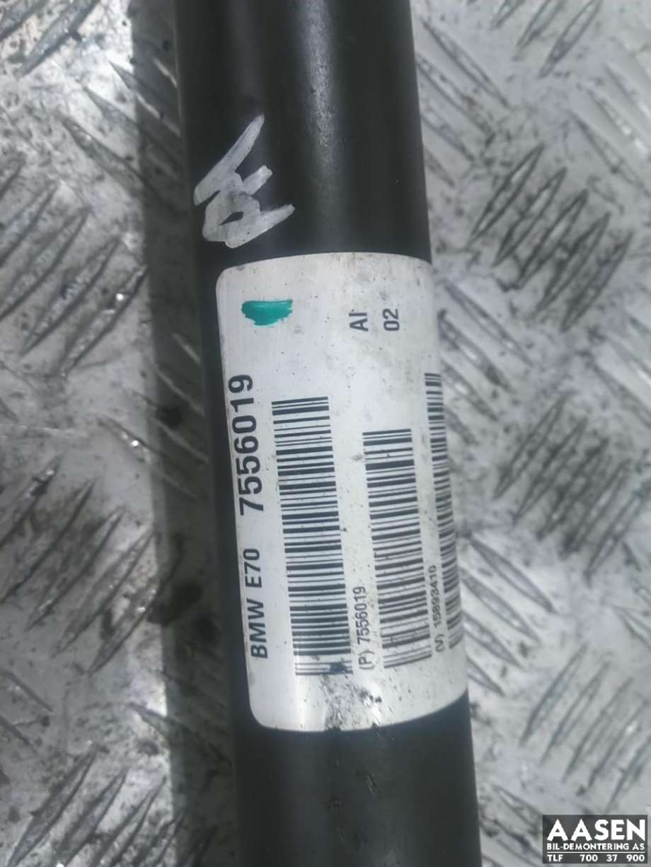 Mellomaksel fremre til BMW X5 2007-2013 (E70) (E70) (26 20 7 556 019|)