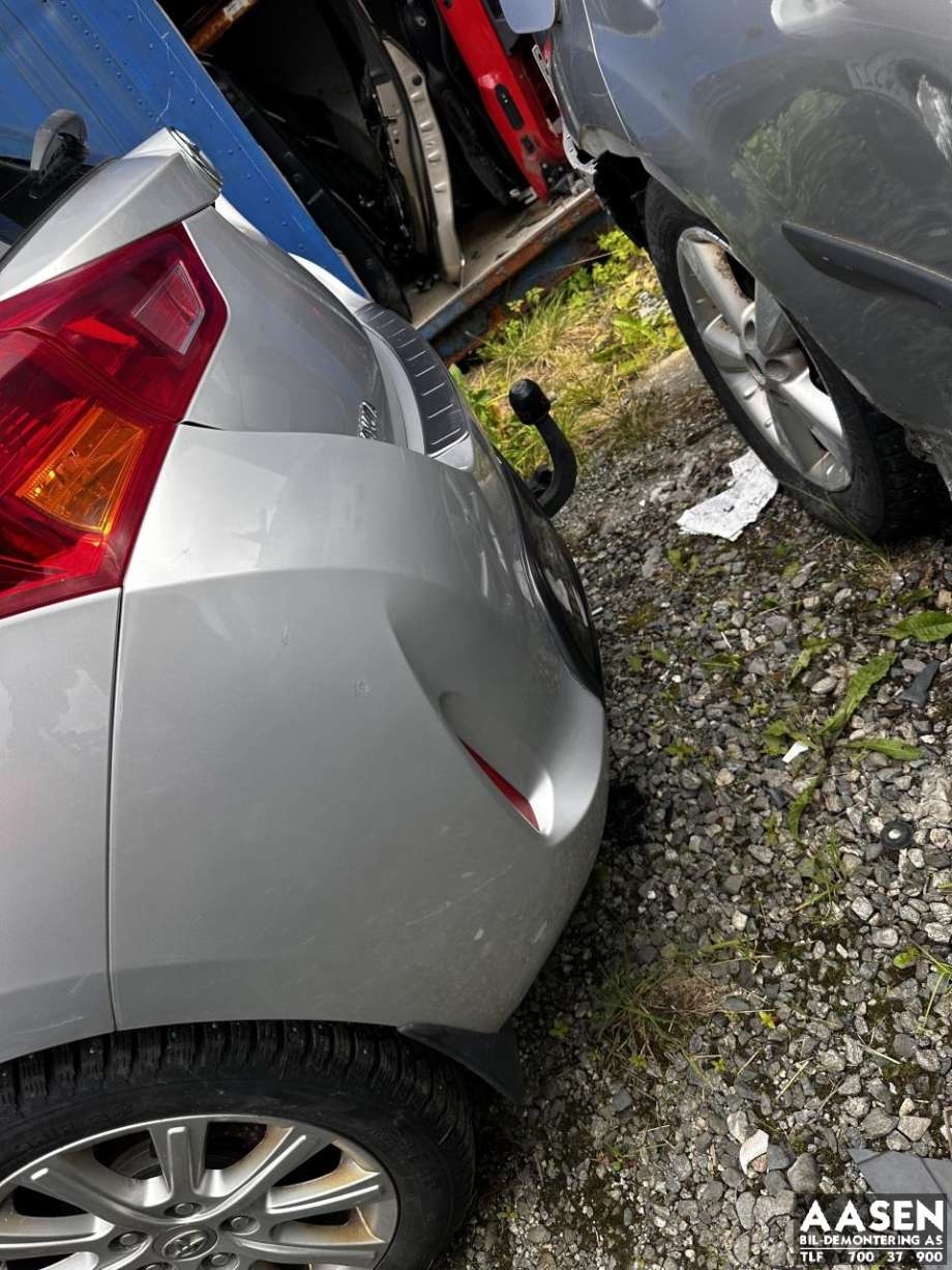 Støtfanger bak til Toyota Auris 2013-2015 (Type II, Fase 1) (5215902997|)