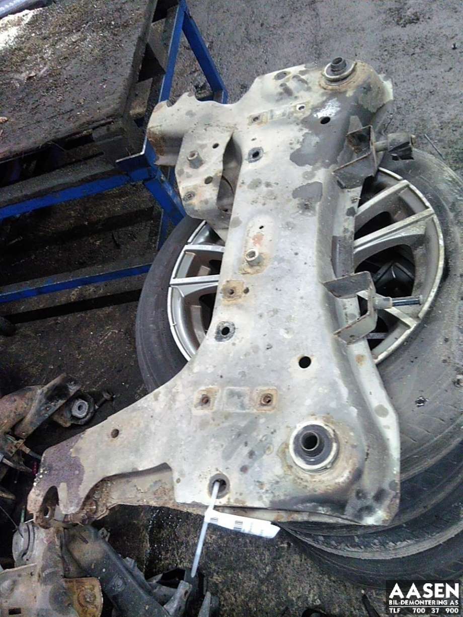 Travers foran hoved til Nissan NV200 2010-2019
