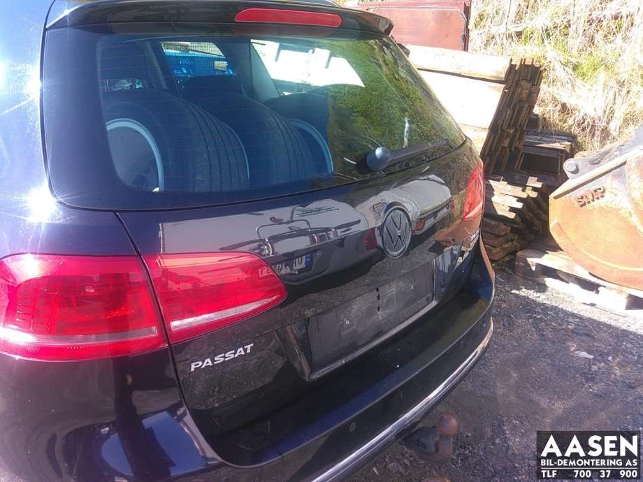 Bakluke stasjonsvogn til VW Passat 2011-2015 (B7) (B7) (3AF 827 025 A|)