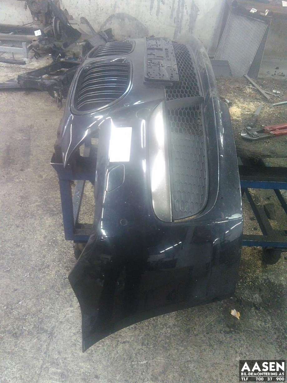 Støtfanger foran til BMW 7-Serie 2009-2015 (F01/F02/F03/F04) (F01/F02/F03/F04) (51 11 8 049 636|)