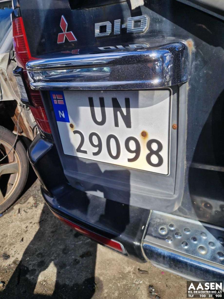 Refleksplate til Mitsubishi Pajero, 2000-2006 (Type III)