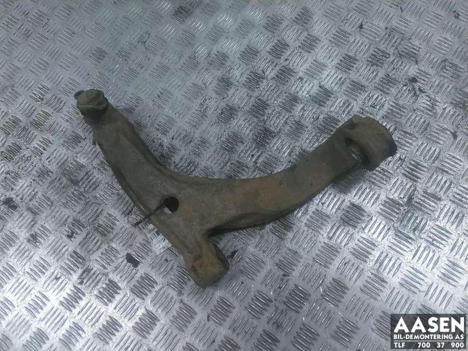 Bærebru høyre foran nedre til VW Transporter / Caravelle 2003-2009 (Fase 1) (T5) (T5) (7H0 407 152 F|)