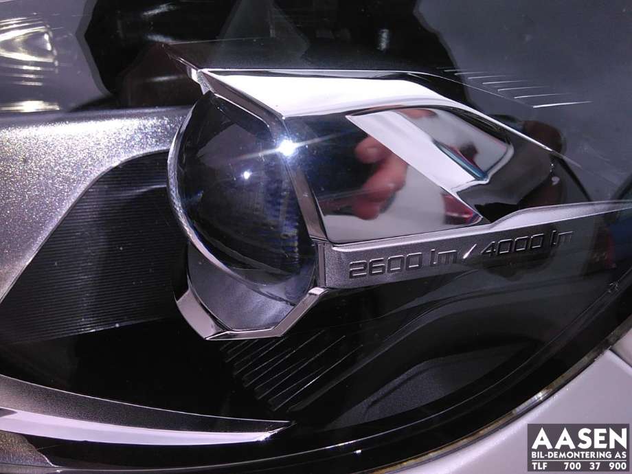 Frontlykt venstre full-LED til Peugeot 3008 2016-->> (Type II)  (VALEO|16 986 583 80|98 265 727 80|)