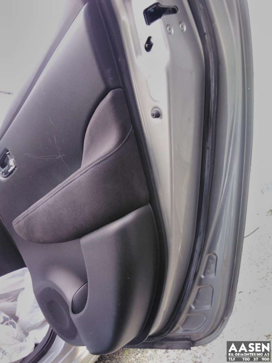 Dør høyre bak til Nissan Leaf 2011-2017 (Type I)  
