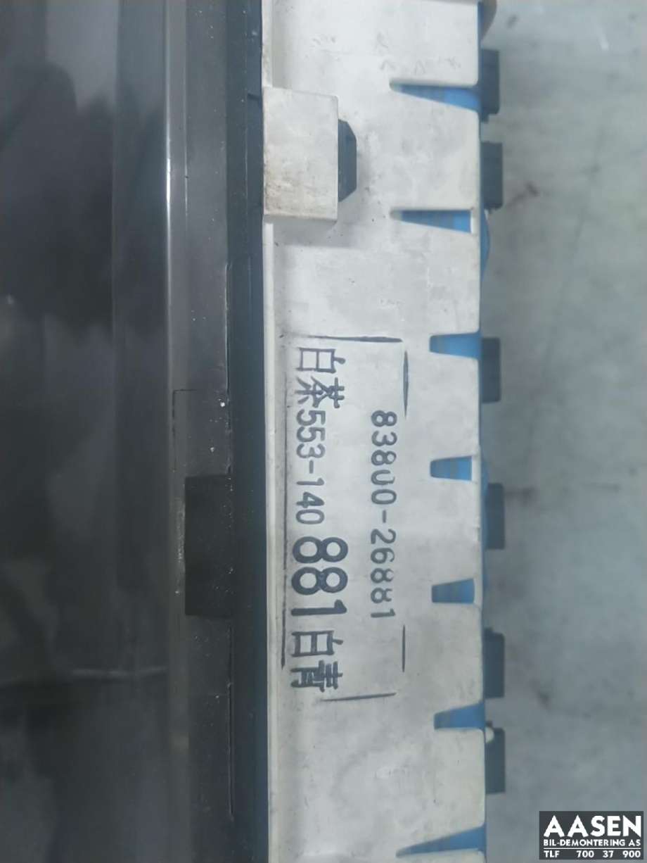 Instrumentpanel til Toyota Hiace 2001-2006 (Fase 2)  