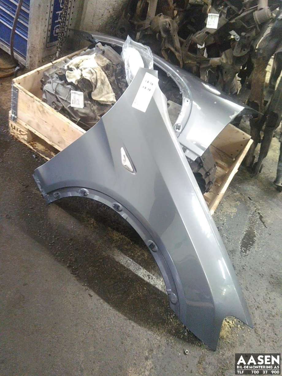Skjerm høyre foran til BMW X3, 2010-2017 (F25) (F25)