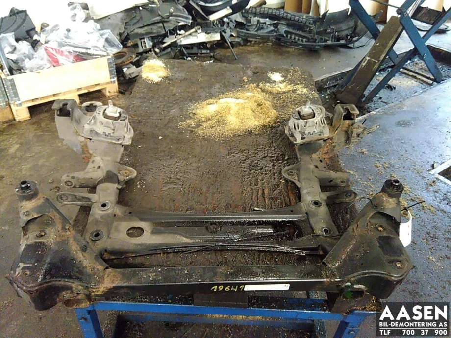 Travers foran hoved til BMW X3 2010-2017 (F25) (F25) 