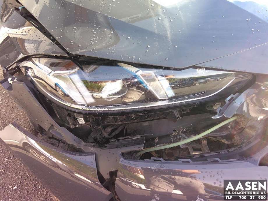 Frontlykt høyre full-LED til BMW i4, 2021-->> (G26) (G26) (63 11 5 B35 E02)