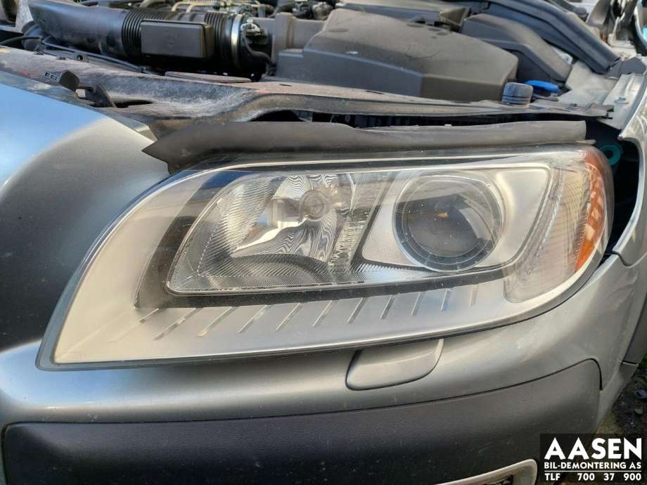 Frontlykt venstre xenon til Volvo XC70, 2008-2013 (Type II, Fase 1) (ZKW|31214347)