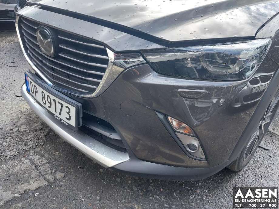 Støtfanger foran til Mazda CX-3 2015-2022  (DD2F-50-031C-BB|)