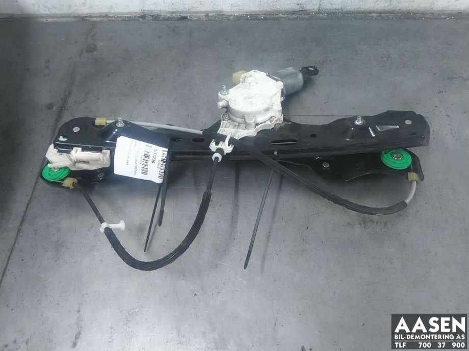 Ruteheis venstre foran til BMW X1 2009-2015 (E84) (E84)