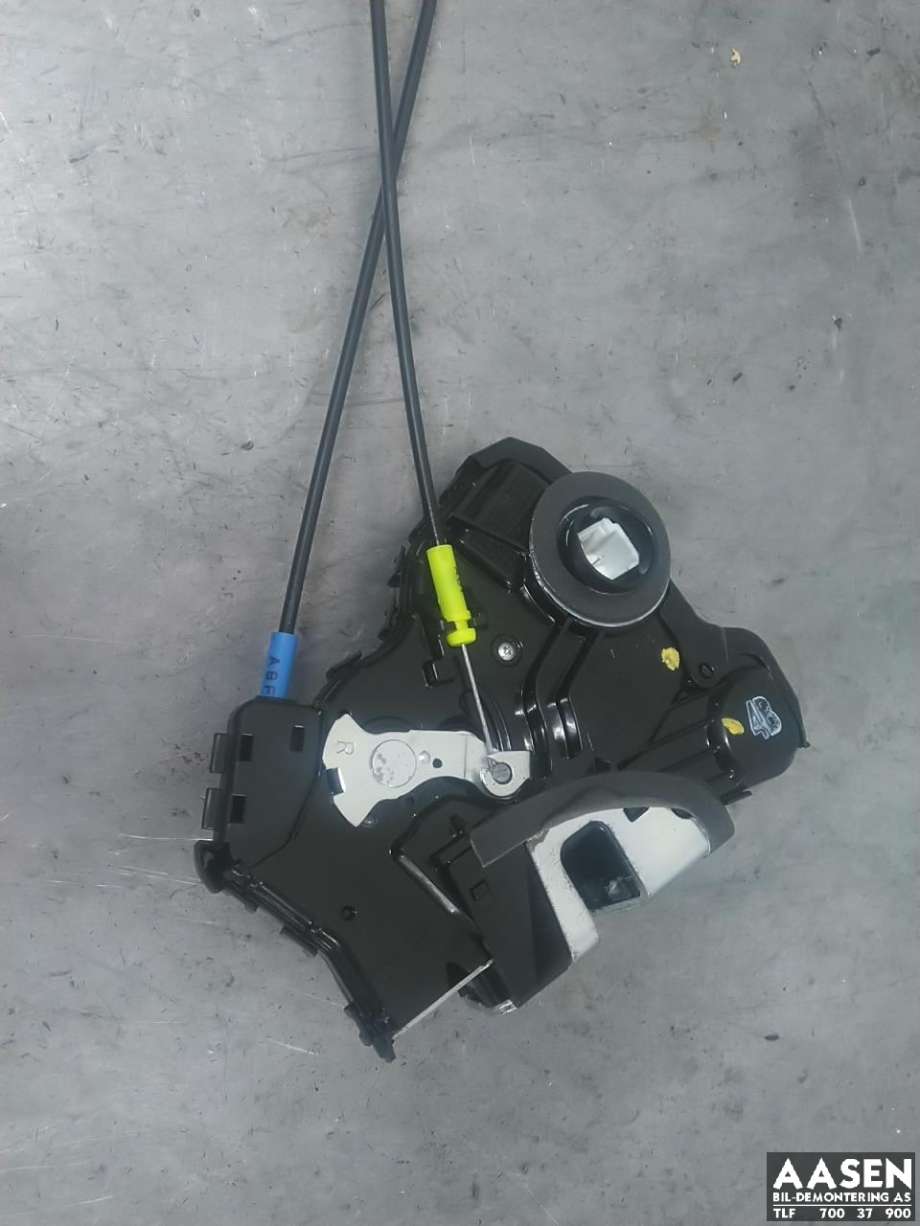 Låsekasse høyre foran til Toyota Auris, 2015-2019 (Type II, Fase 2)  