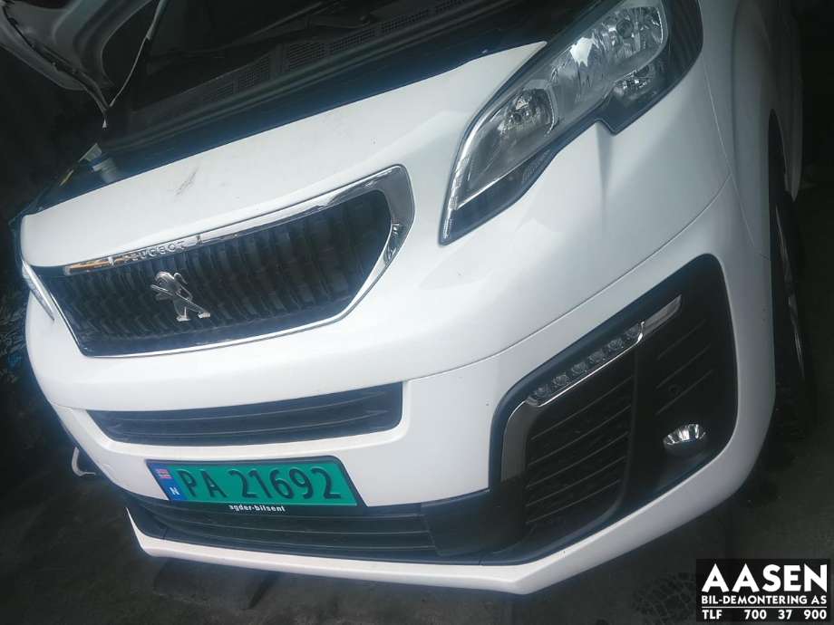 Støtfanger foran til Peugeot Expert, 2016-->> (Type III)  (16 156 275 80)