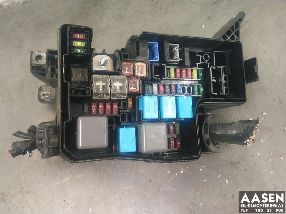 Sikringsboks til Toyota RAV4, 2013-2015 (Type IV, Fase 1)  
