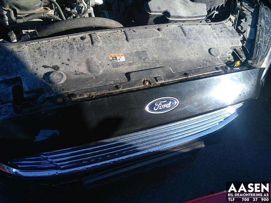 Støtfanger foran til Ford Mondeo 2014-2019 (Type V, Fase 1)  (2011325|)
